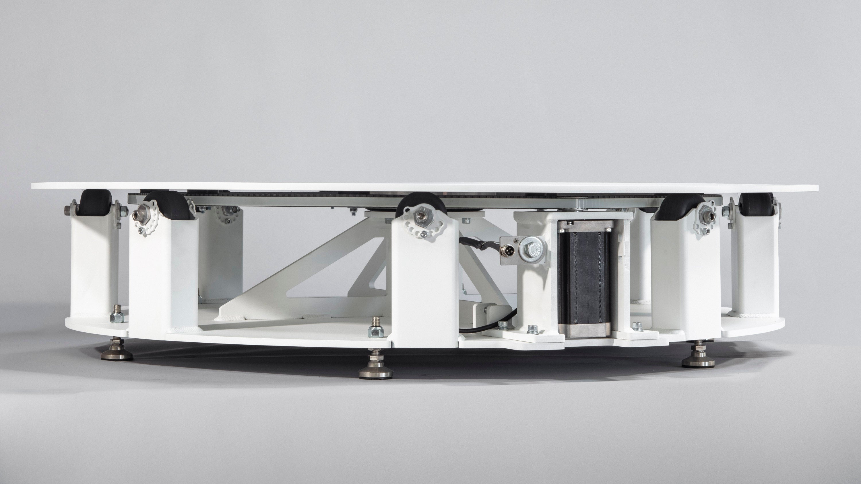 Platinum XXL turntable side view showcasing its robust design for 360 product photography.
