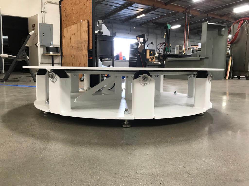 Platinum XXL turntable showcasing a rotating platform designed for 360 product photography.