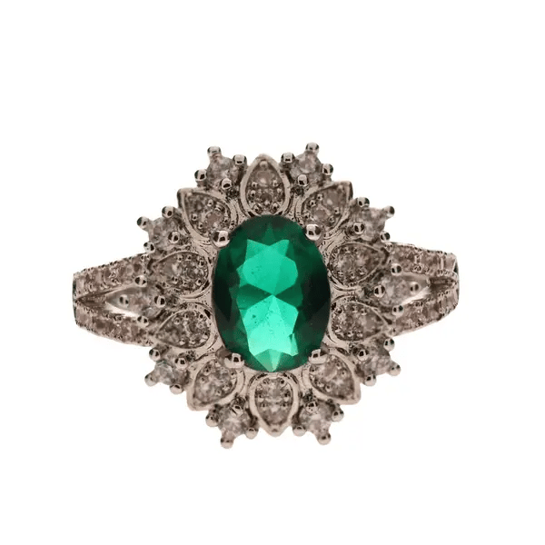 Focus stacking plugin for macro photography showcasing a detailed ring with an emerald gemstone in a 360 animated WebP file.